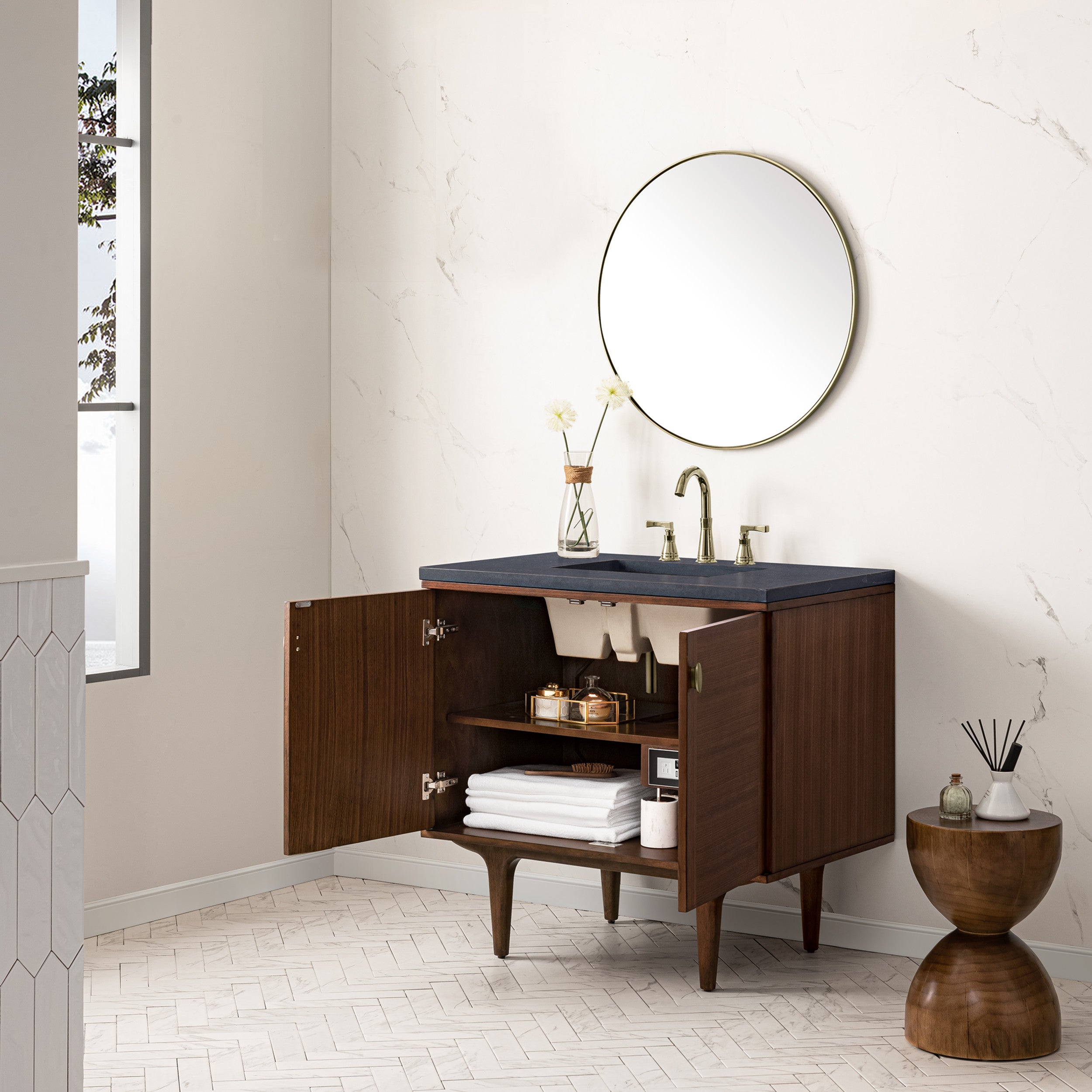 Mid-Century Walnut / No Countertop