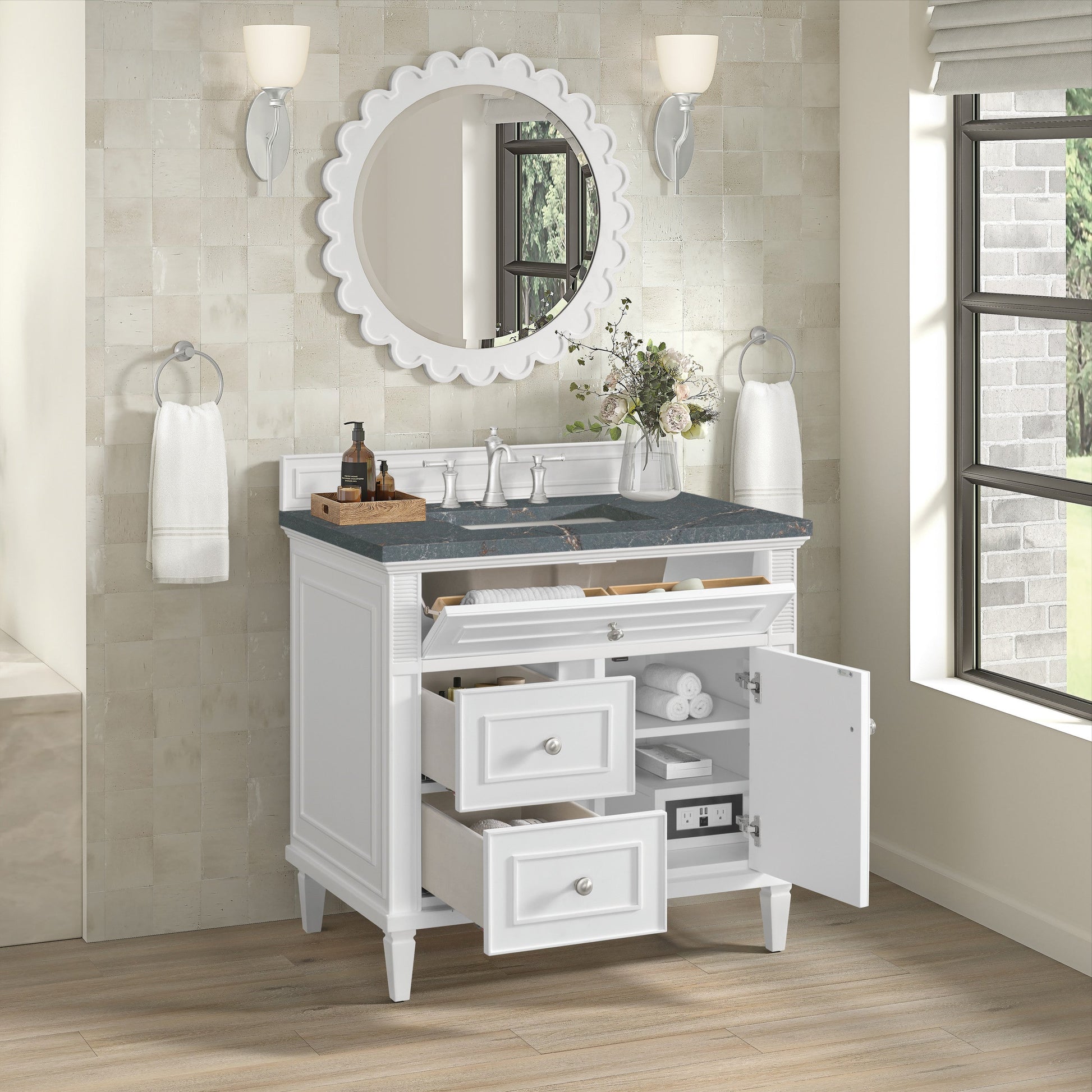 Bright White / Parisien Bleu - 3 Faucet Holes