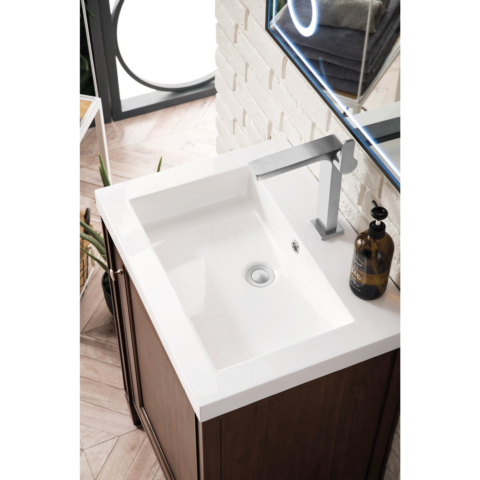 Mid-Century Acacia / White Glossy - 1 Faucet Hole