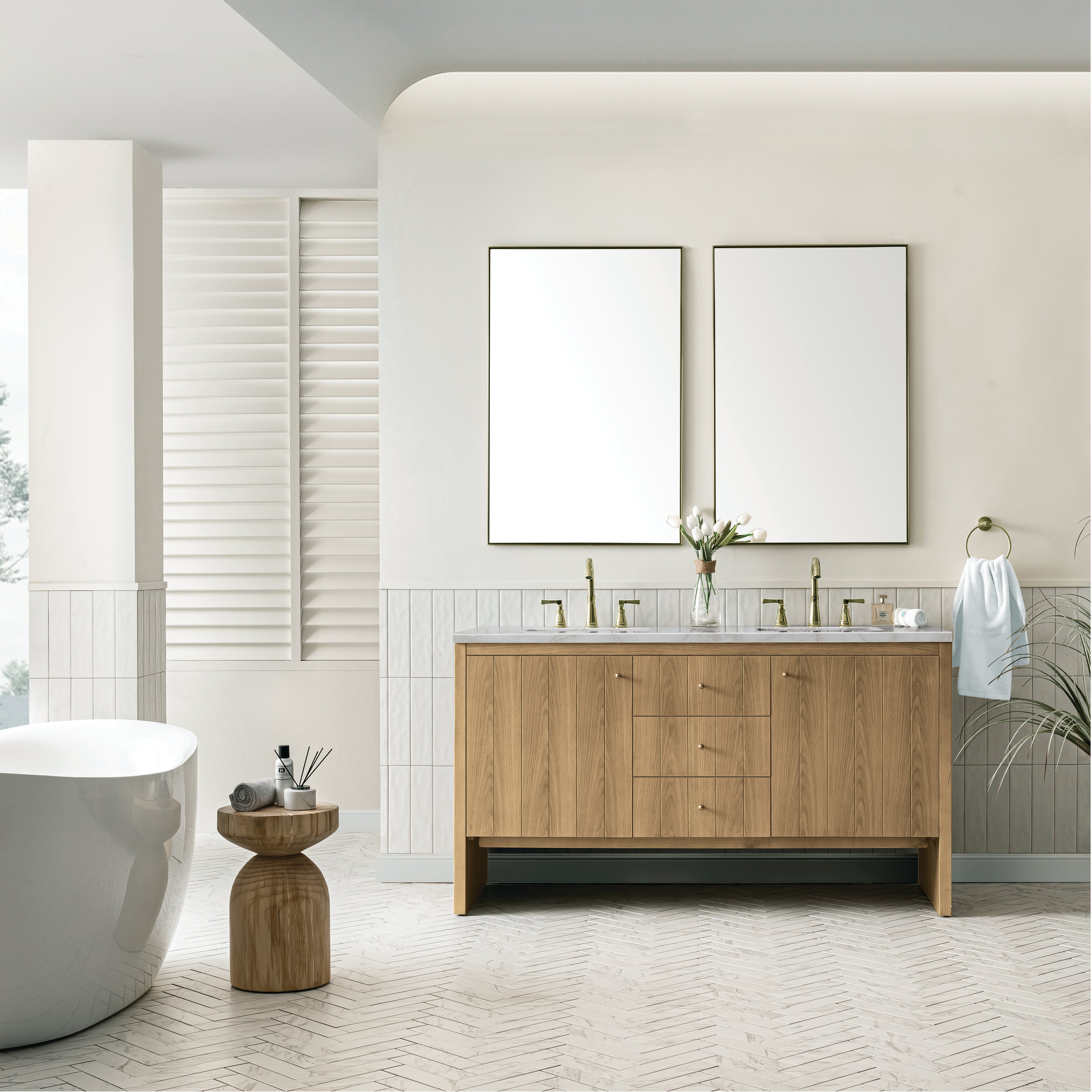Light Natural Oak / Victorian Silver - 3 Faucet Holes