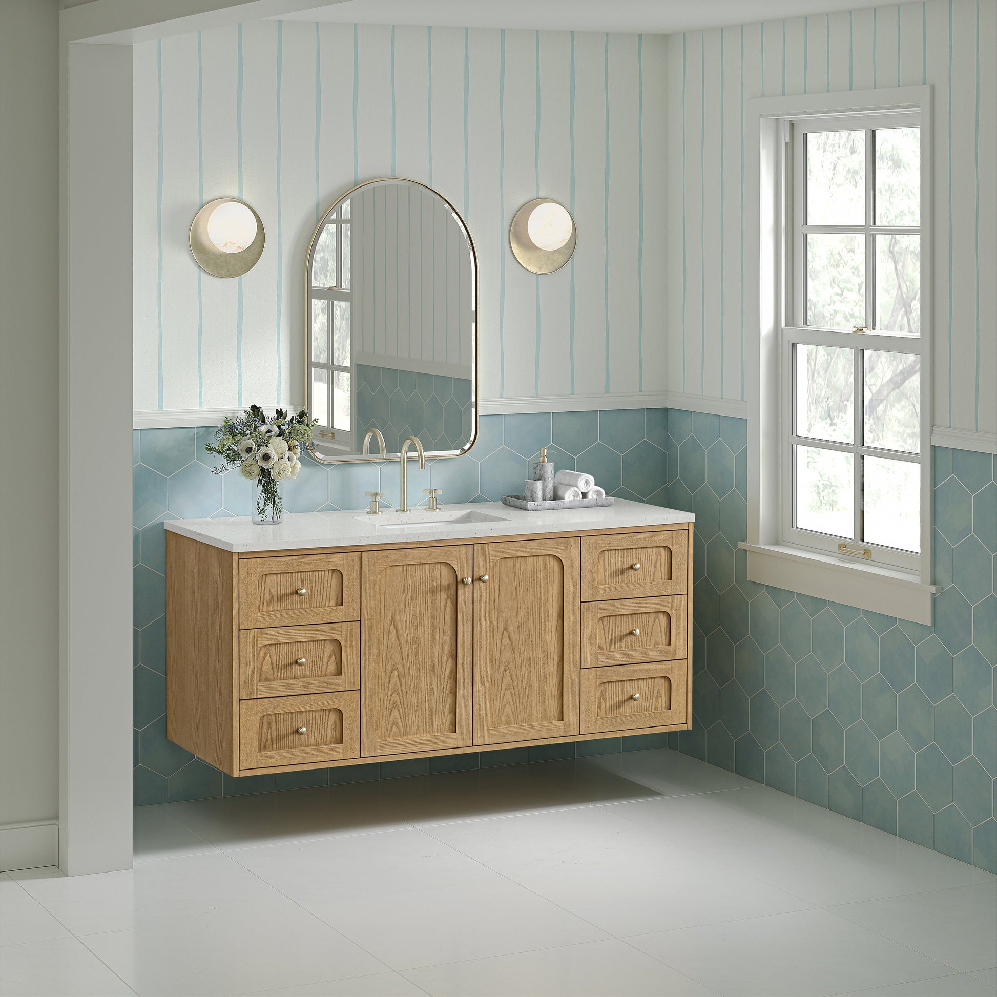 Light Natural Oak / Lime Delight - 3 Faucet Holes