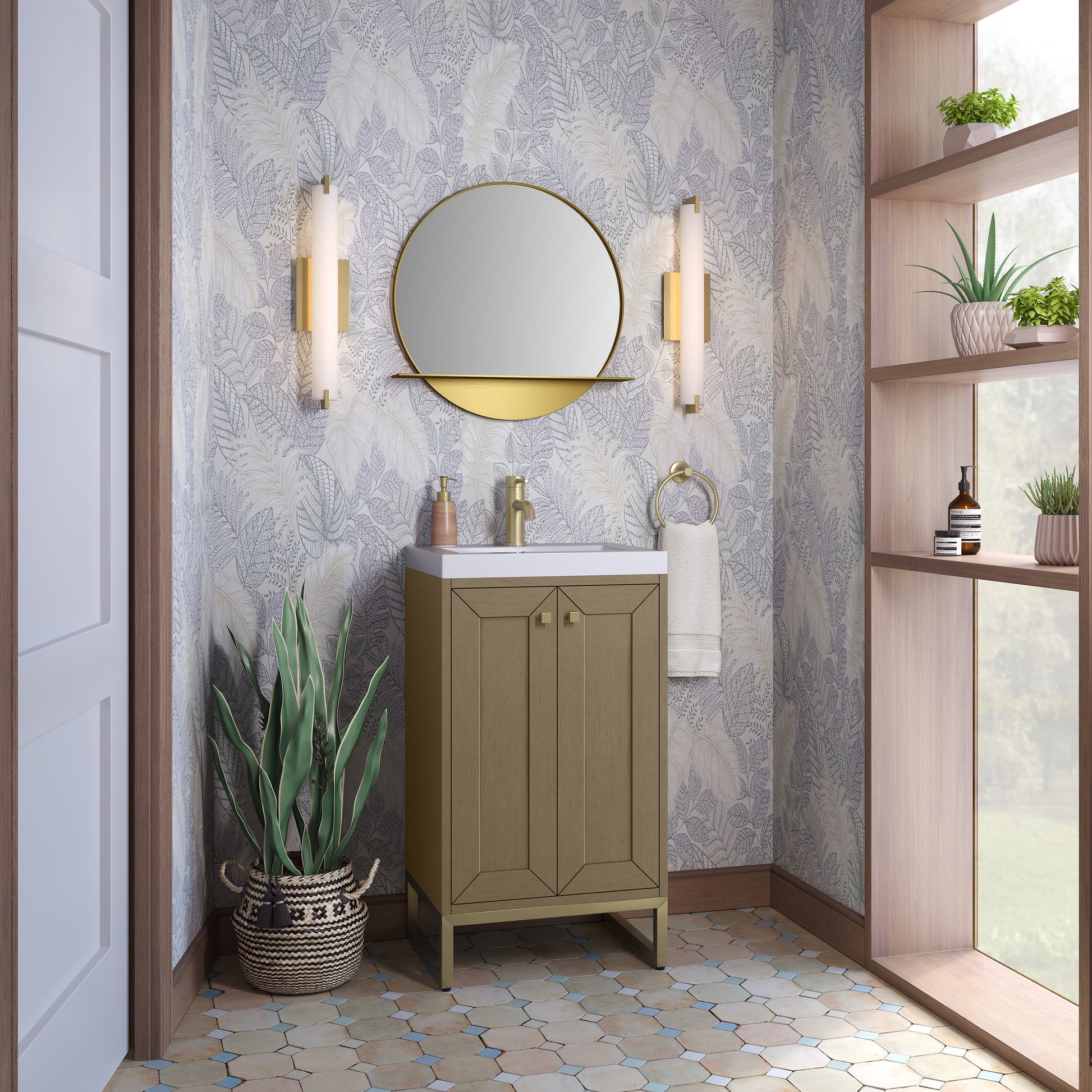 Walnut Whisper / Champagne Brass