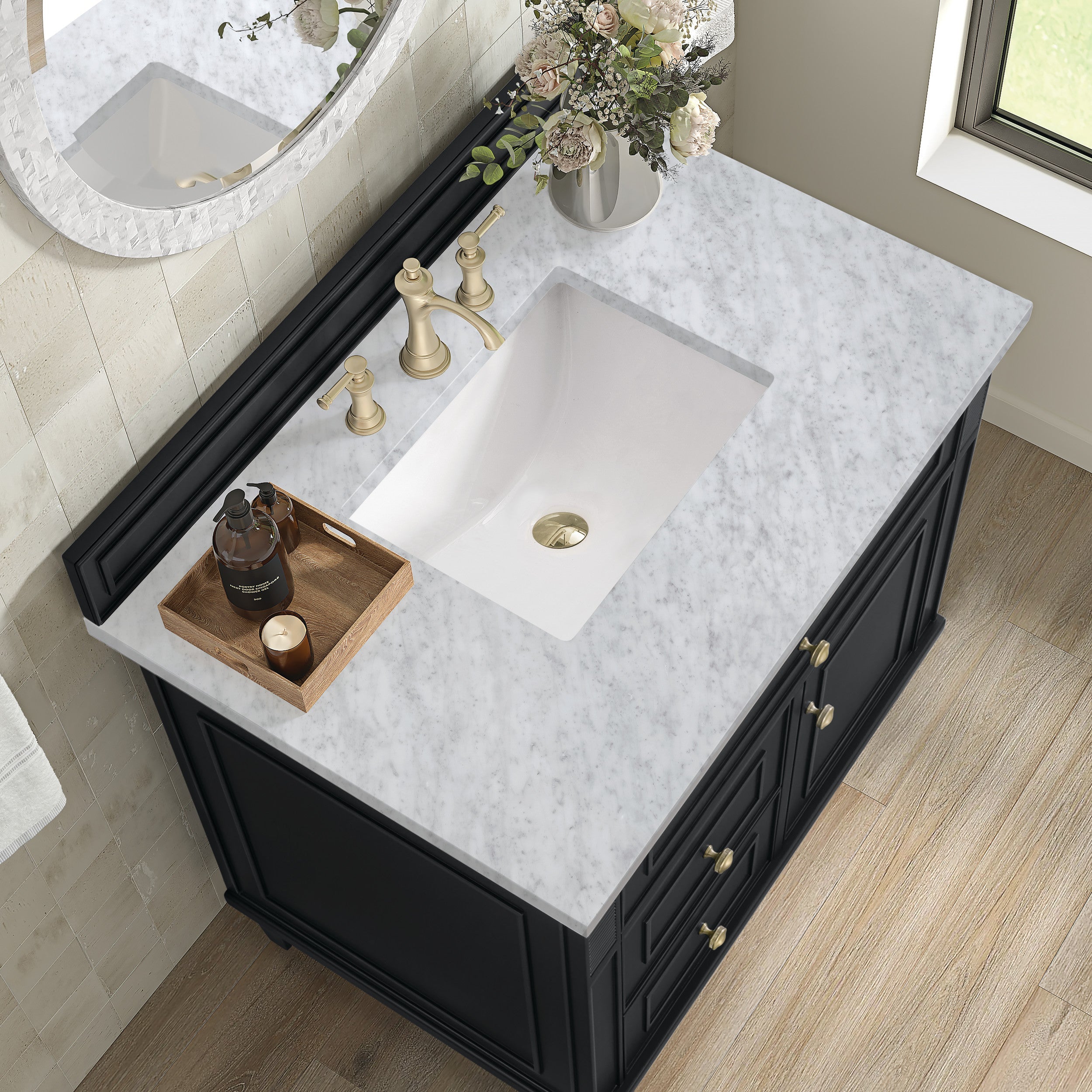 Black Onyx / Carrara White - 3 Faucet Holes
