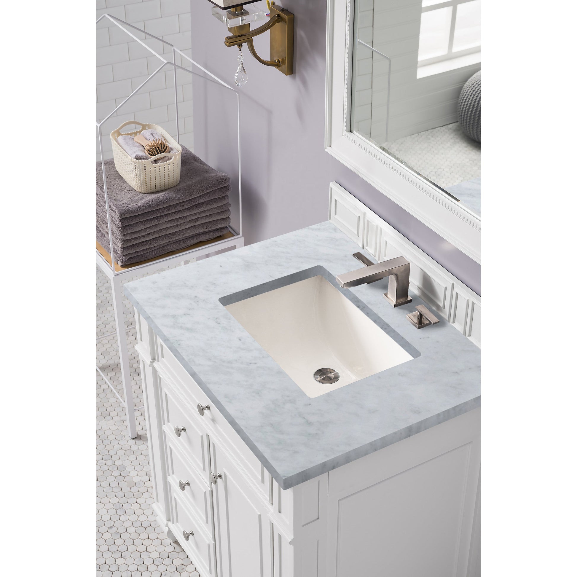 Bright White / Carrara White - 3 Faucet Holes
