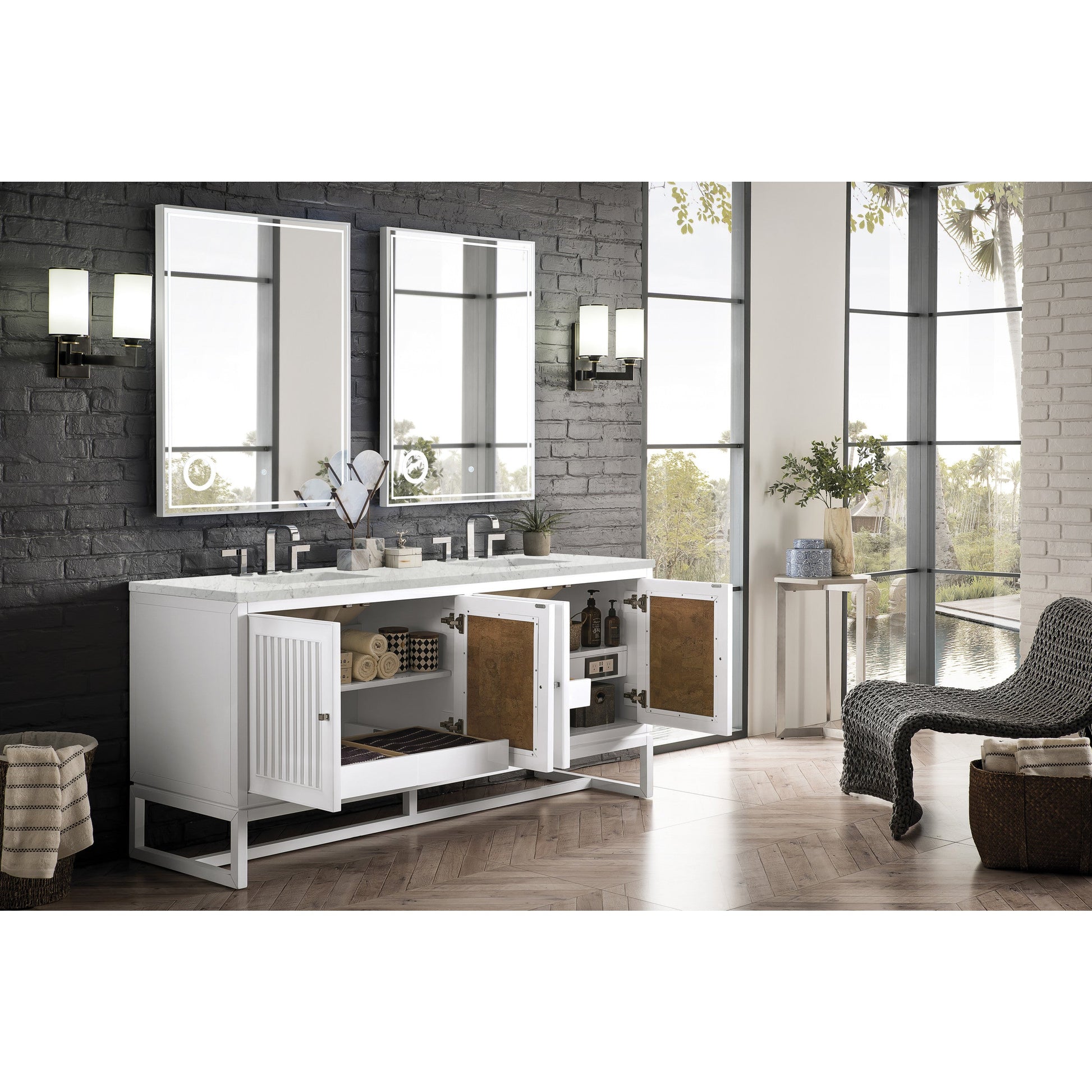 Glossy White / Eternal Jasmine Pearl - 3 Faucet Holes