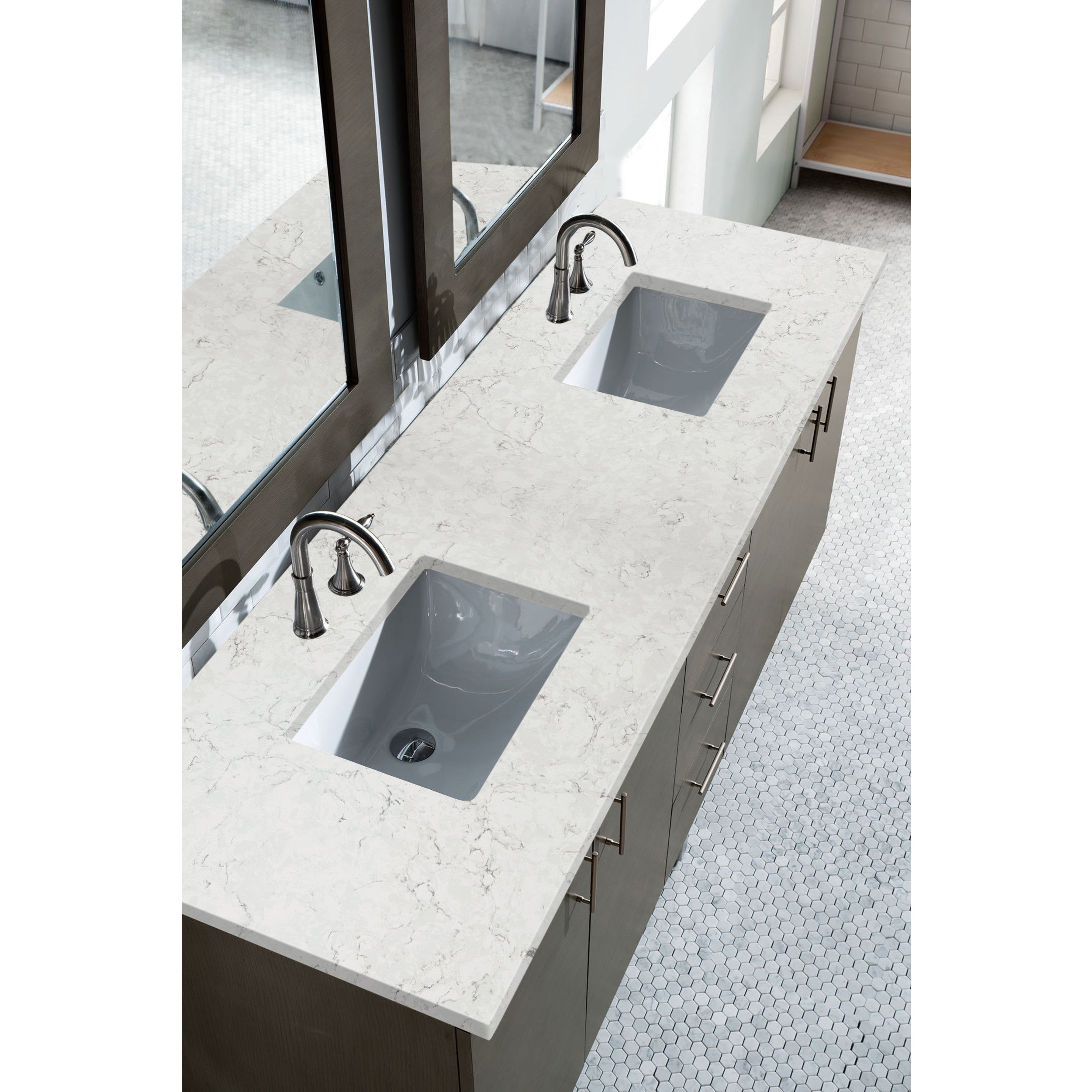 Silver Oak / Eternal Jasmine Pearl - 3 Faucet Holes