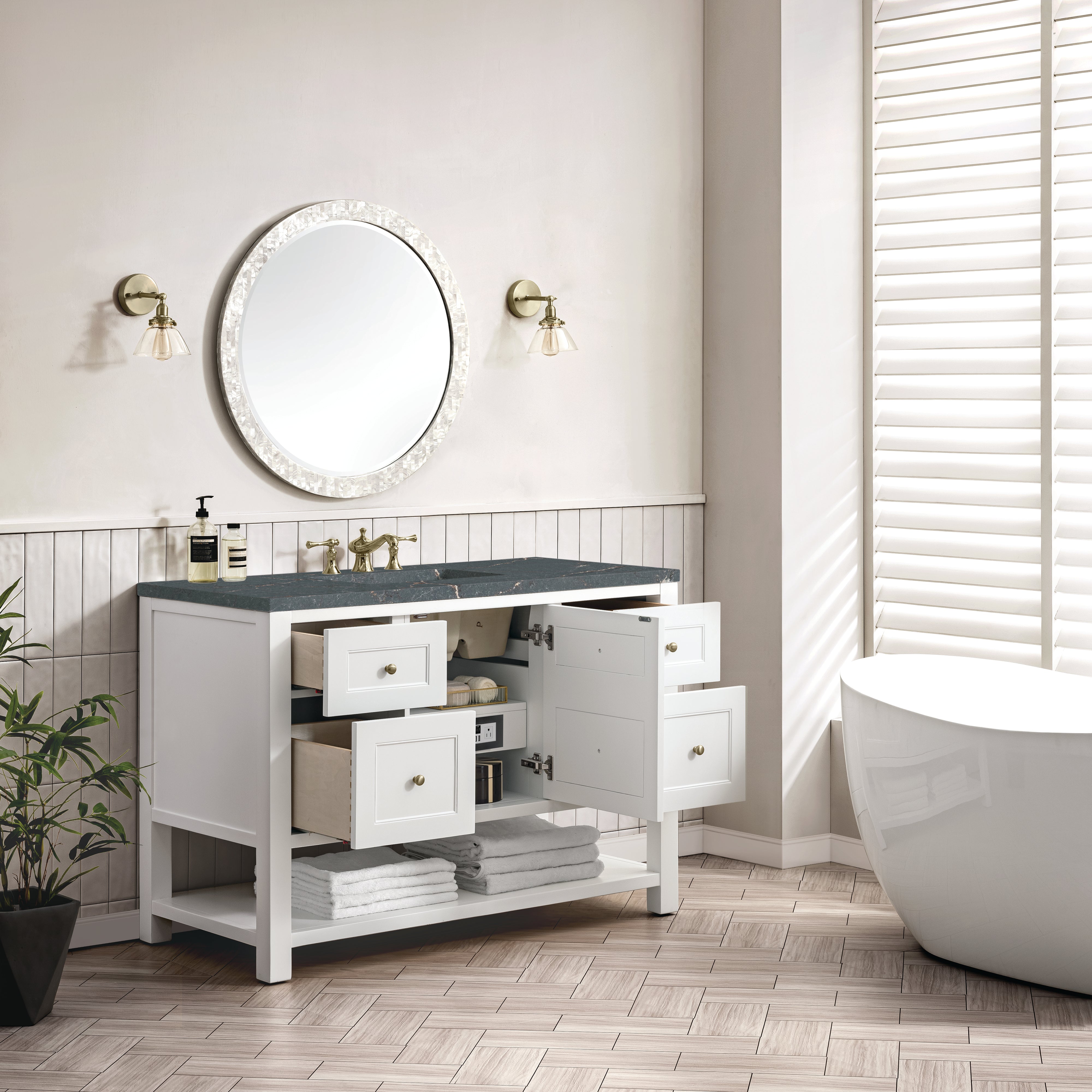 Bright White / Parisien Bleu - 3 Faucet Holes