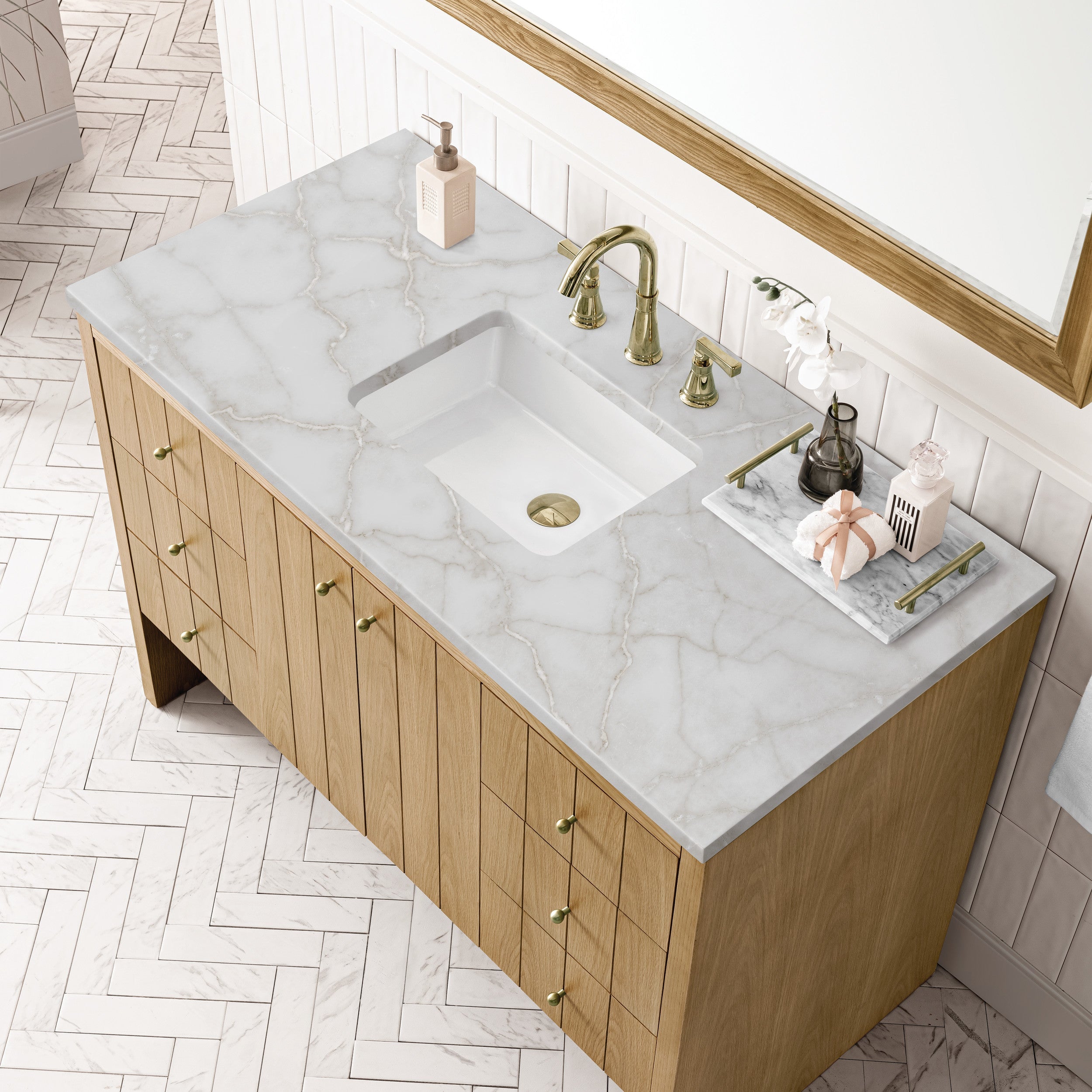 Light Natural Oak / Victorian Silver - 3 Faucet Holes