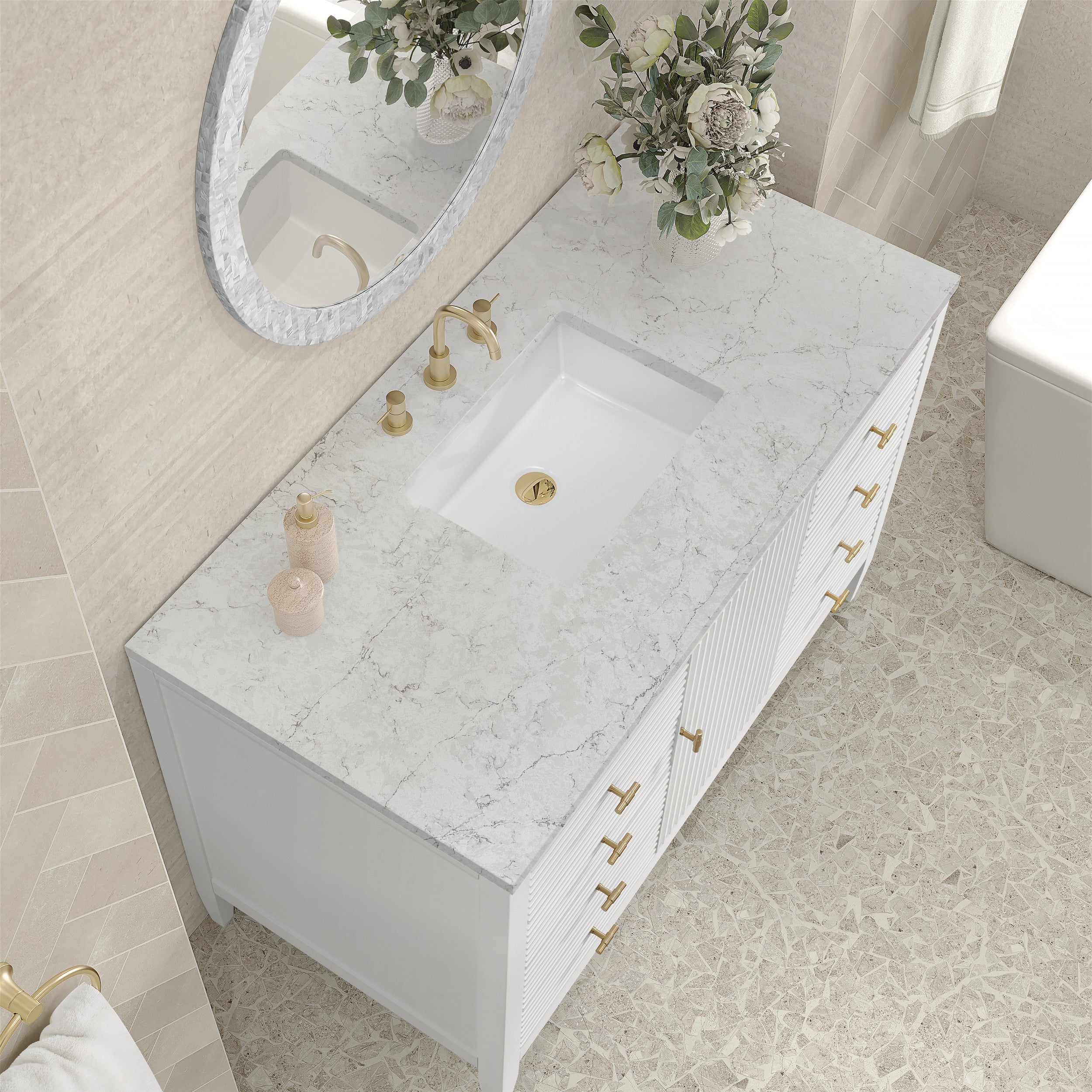 Bright White / Eternal Jasmine Pearl - 3 Faucet Holes