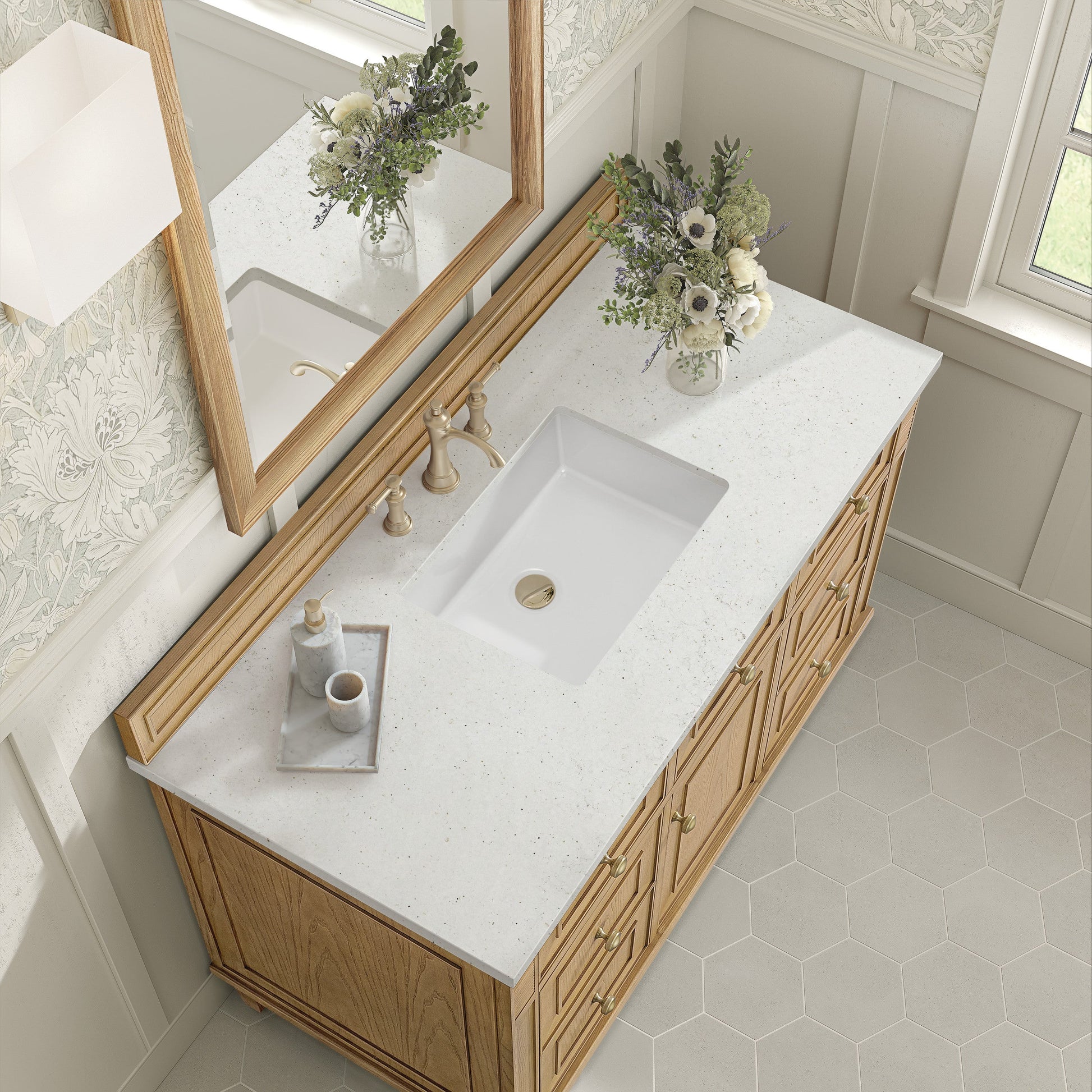 Light Natural Oak / Lime Delight - 3 Faucet Holes