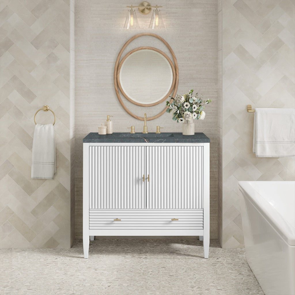 Bright White / Parisien Bleu - 3 Faucet Holes