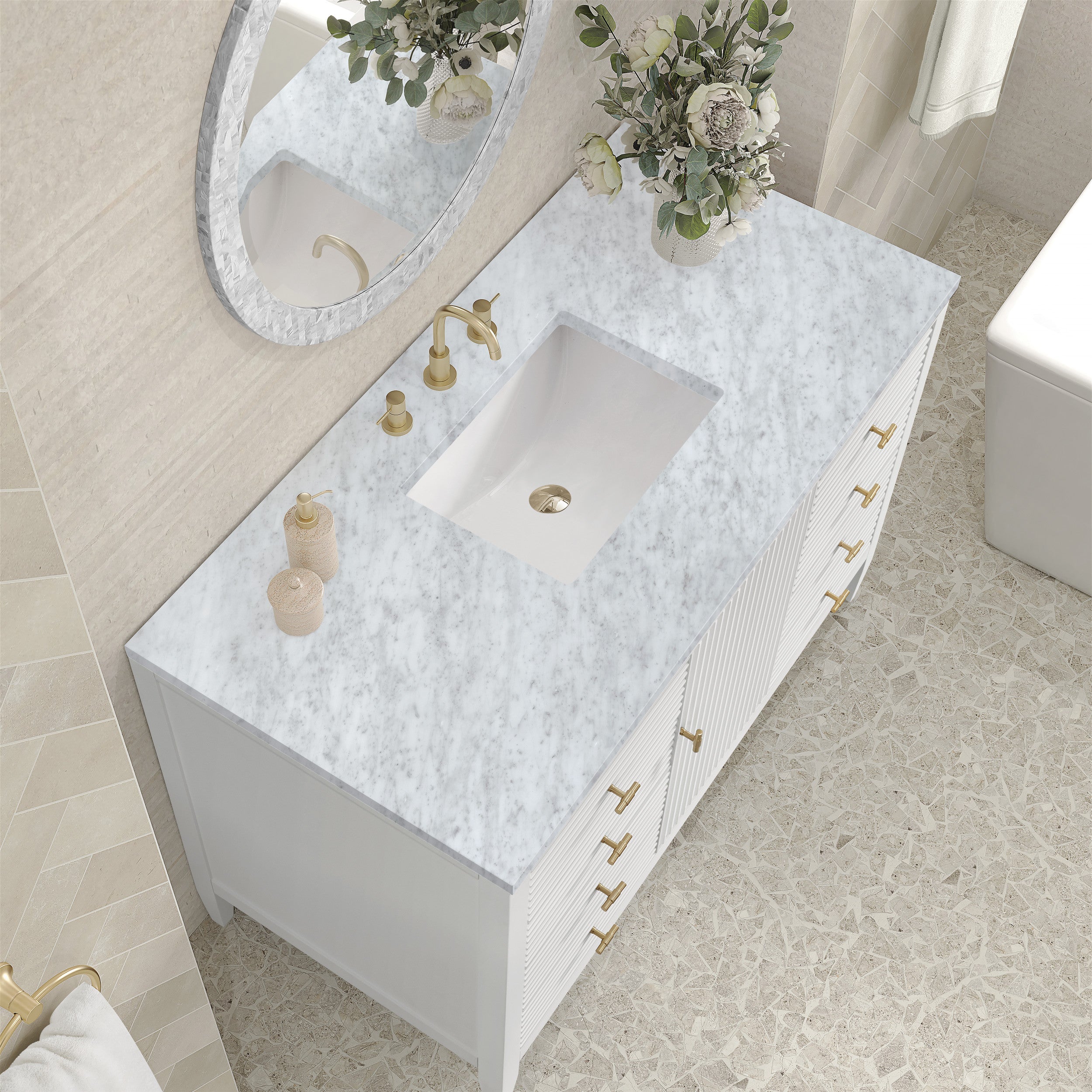 Bright White / Carrara White - 3 Faucet Holes