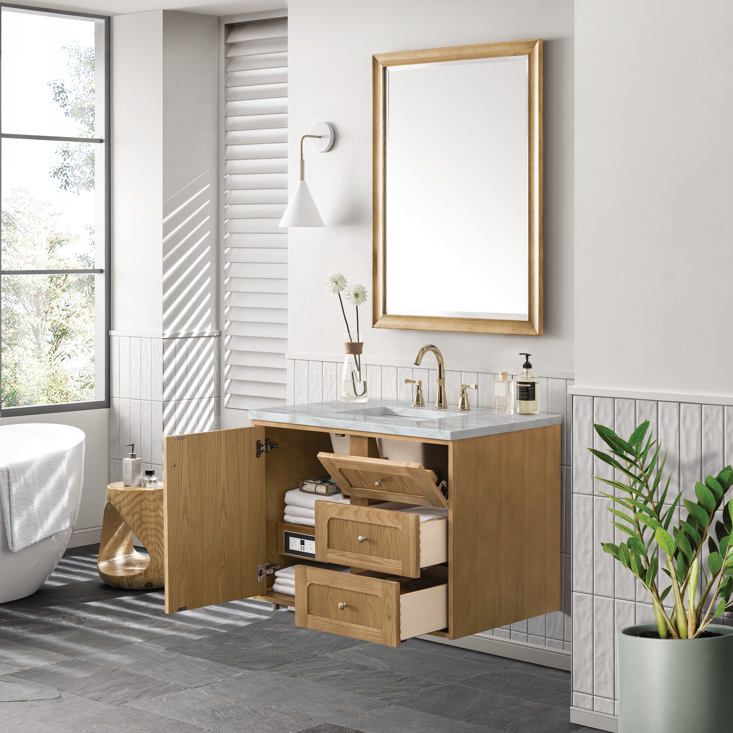 Light Natural Oak / Victorian Silver - 3 Faucet Holes