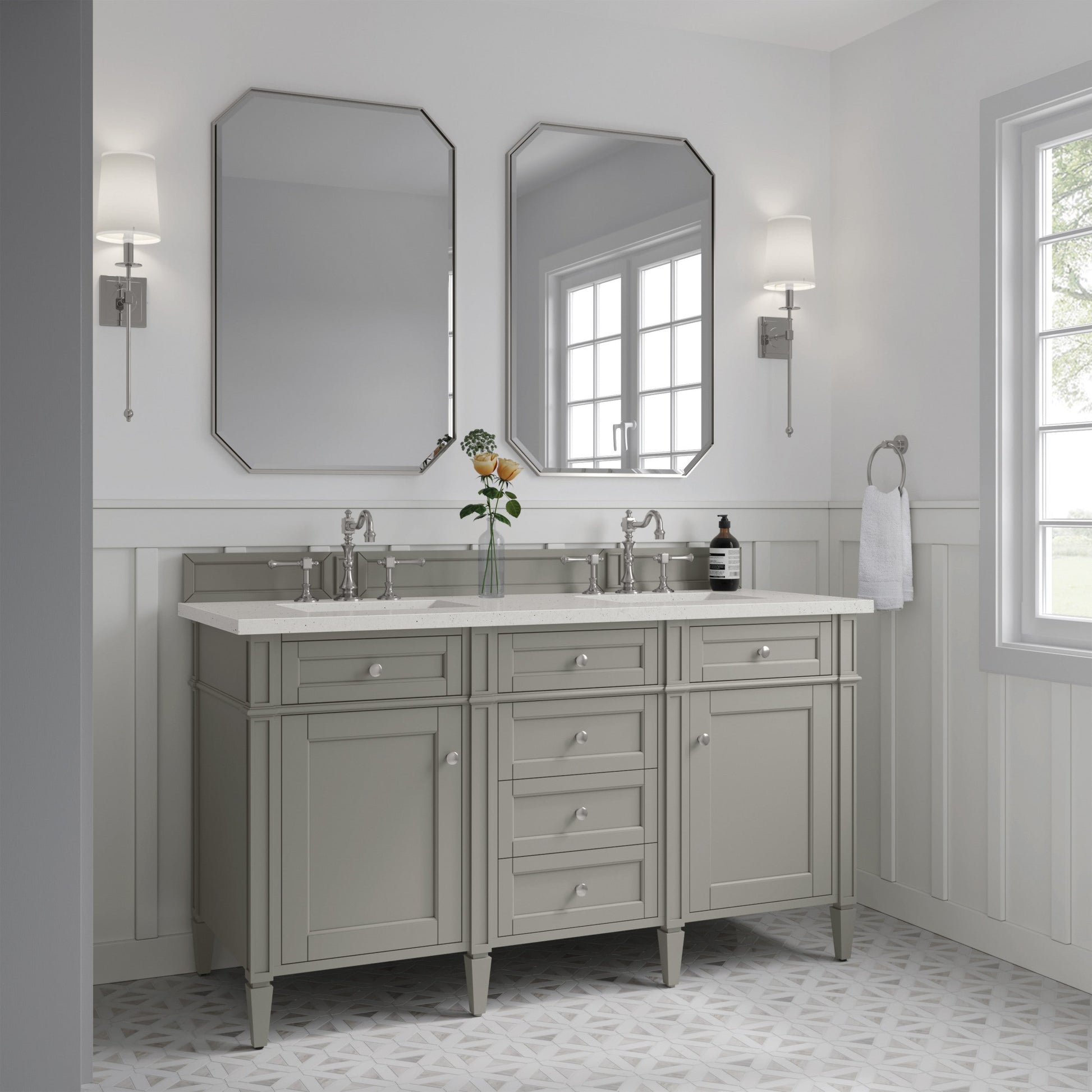 Urban Gray / Lime Delight - 3 Faucet Holes