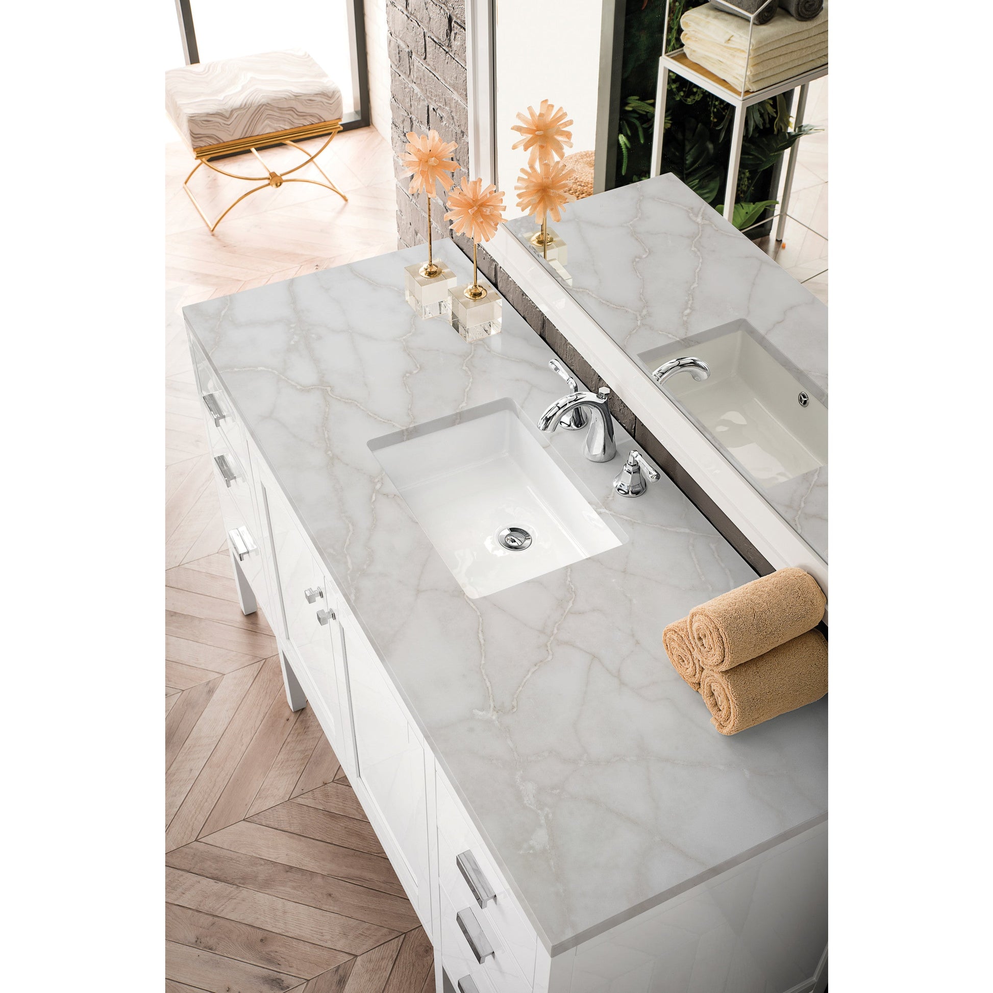 Glossy White / Victorian Silver - 3 Faucet Holes