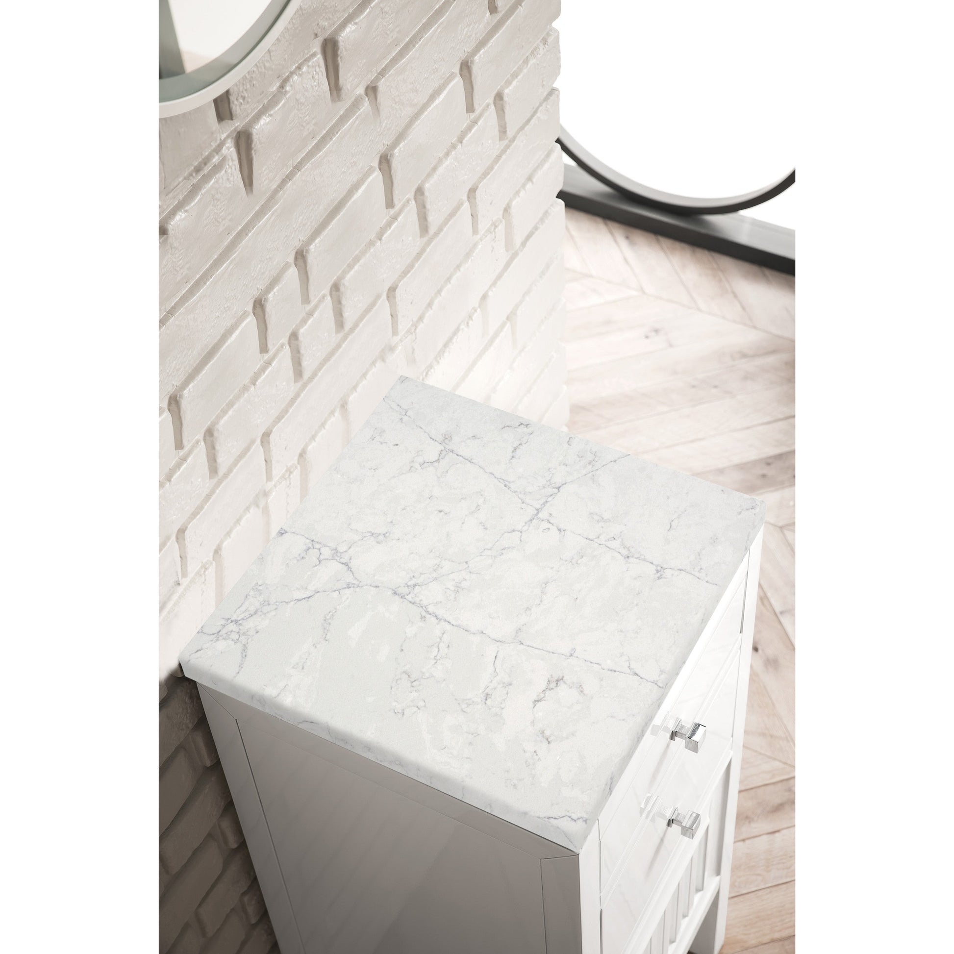 Glossy White / Eternal Jasmine Pearl