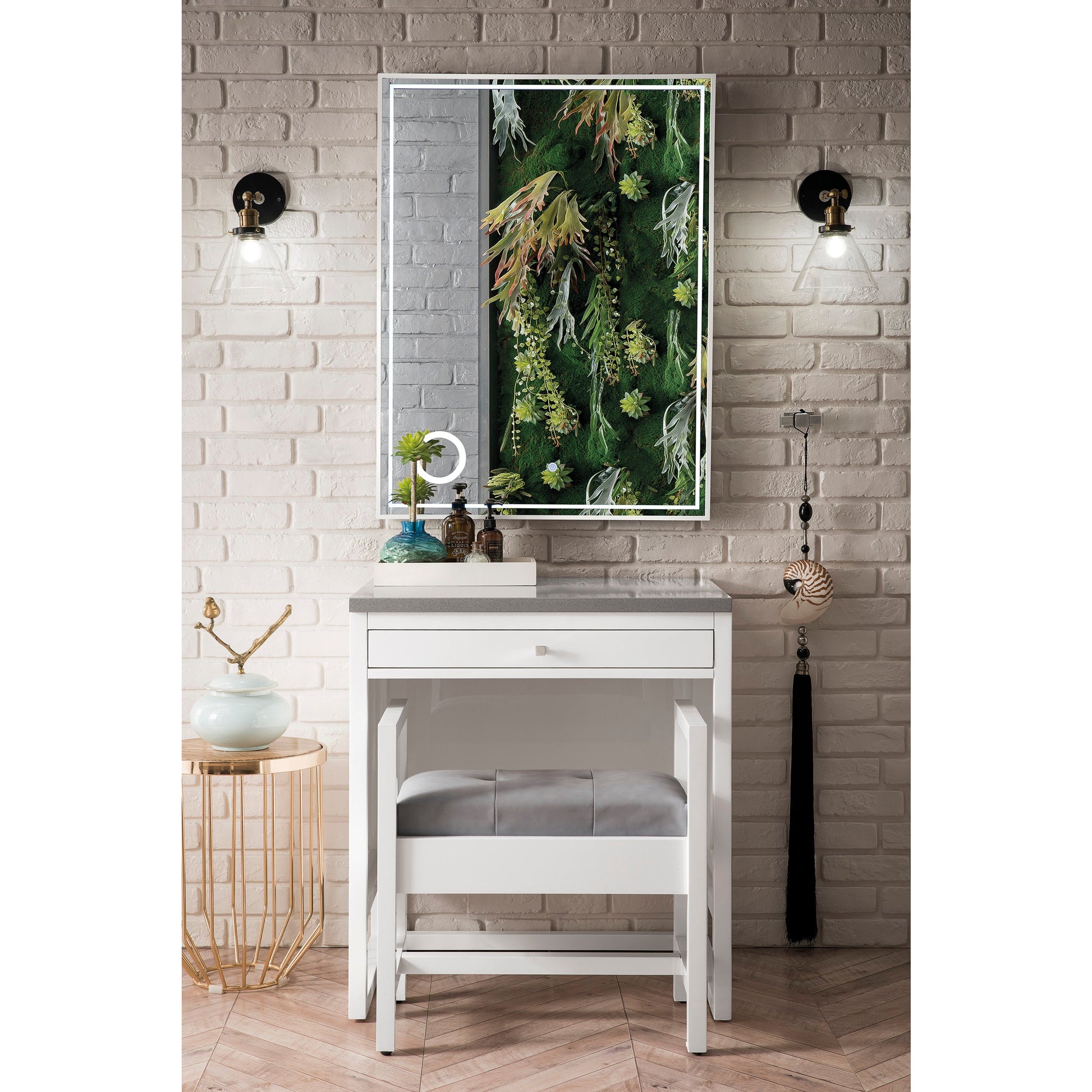 Glossy White / Grey Expo