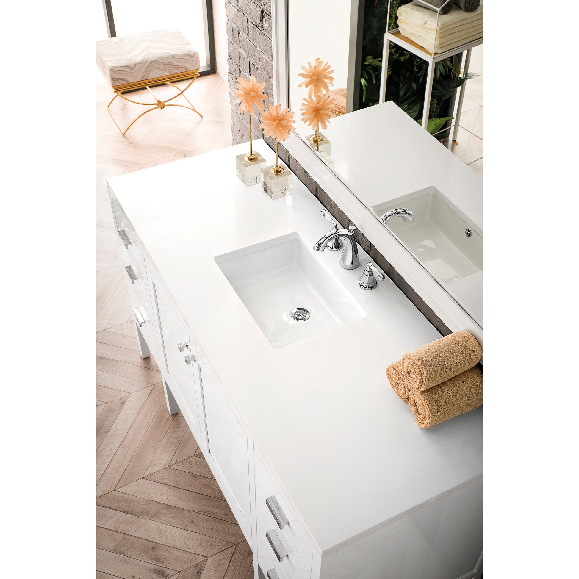 Glossy White / White Zeus - 3 Faucet Holes