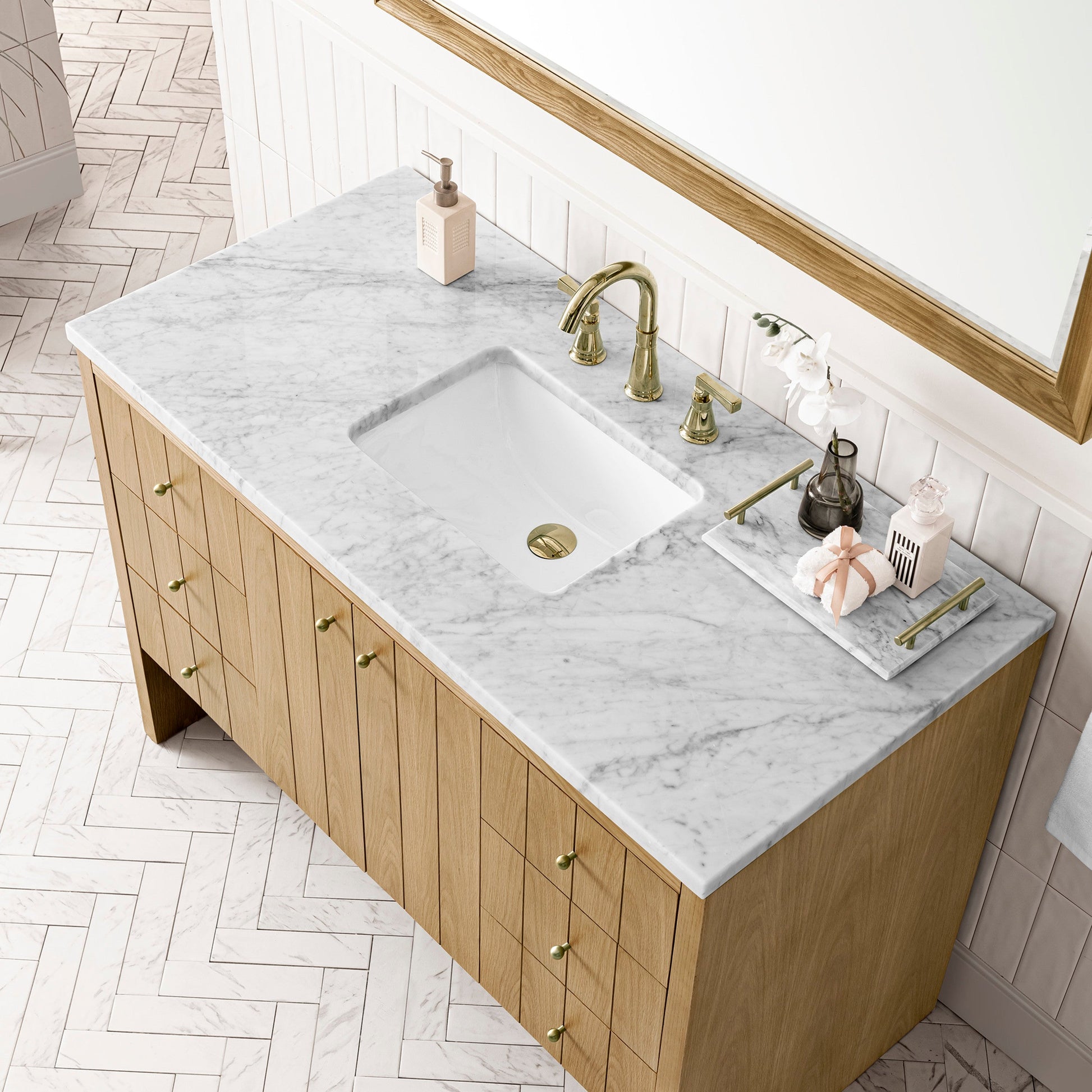 Light Natural Oak / Carrara White - 3 Faucet Holes