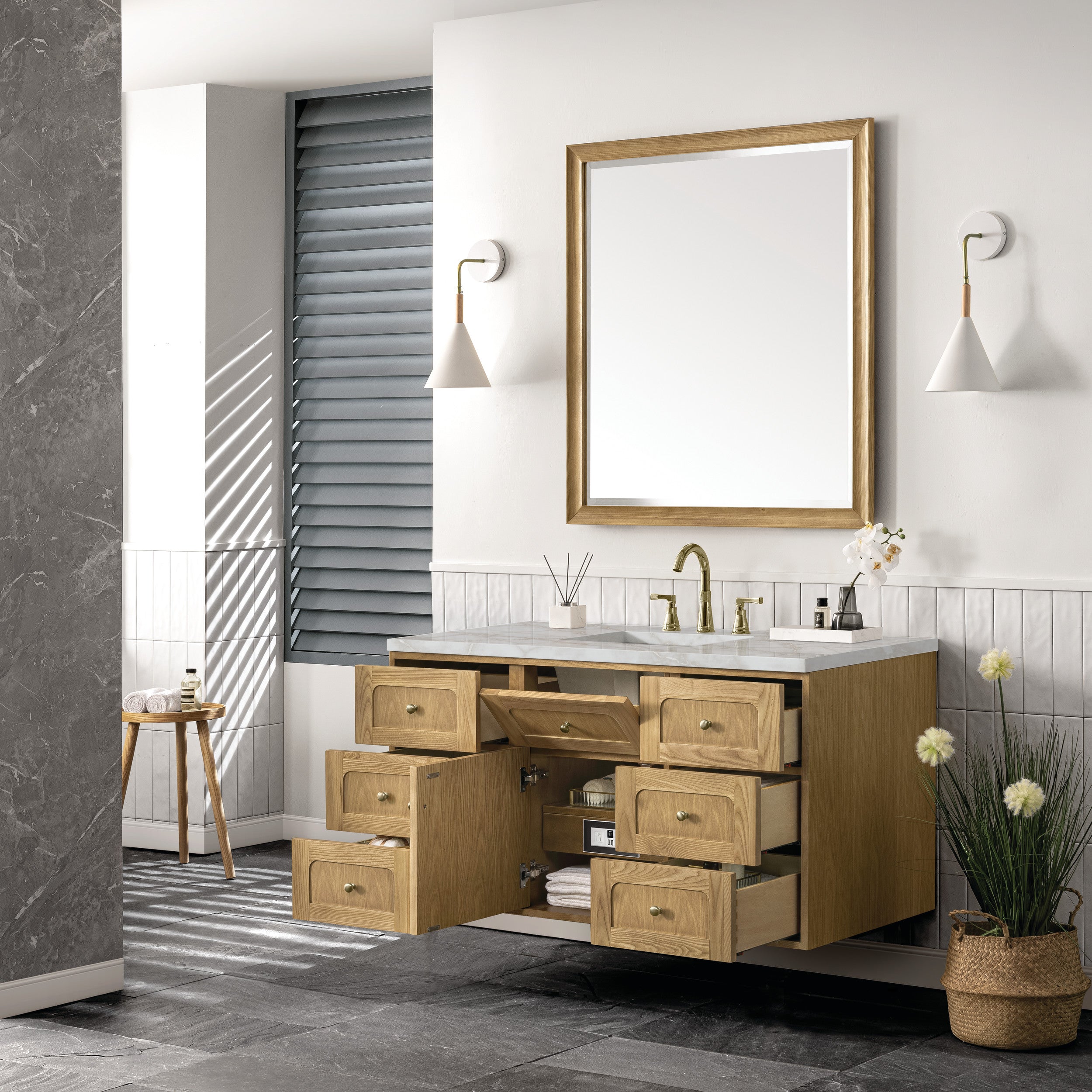 Light Natural Oak / Victorian Silver - 3 Faucet Holes