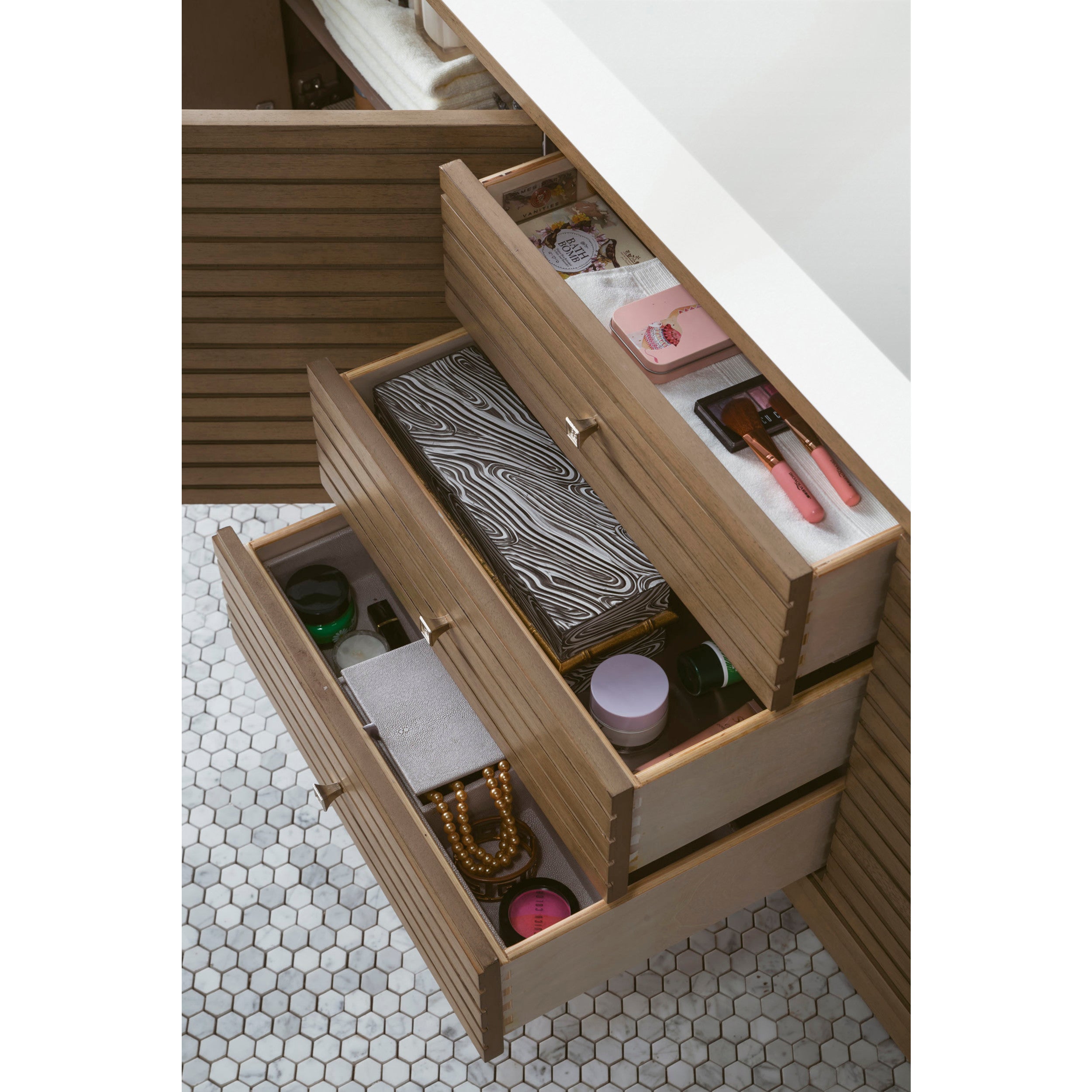 Whitewashed Walnut / Glossy White - 1 Faucet Hole